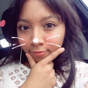 Meet your Posher, Andreina